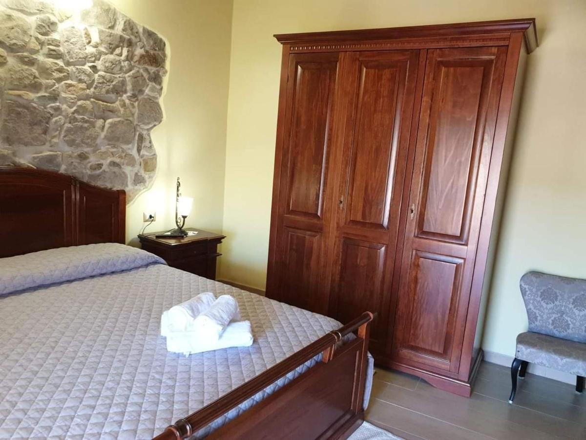 Bed and Breakfast Estia Scano Montiferro Екстер'єр фото